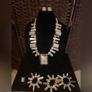 Sassy Jones necklace set